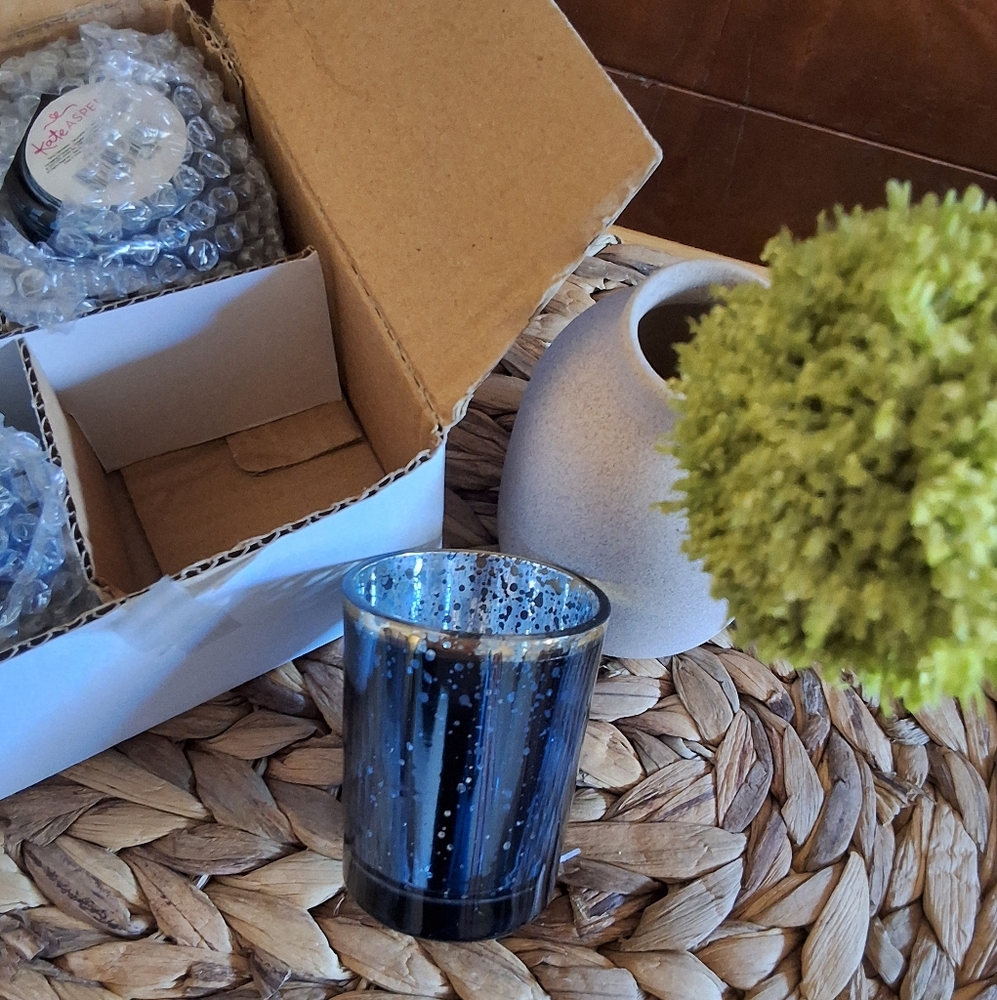 BNIB KATE ASPEN Set Of 4 Elegant Blue and Gold Candle Holder